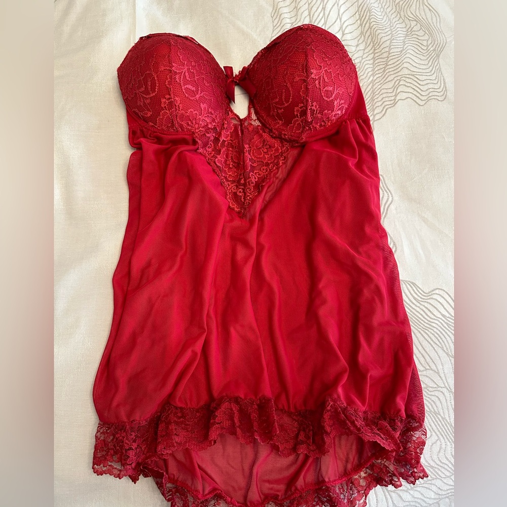 Sexy lingerie never worn brand new condition. Great quality.
